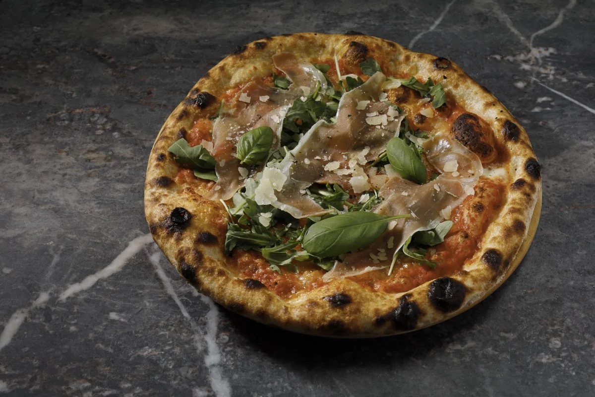 Pizza Di Parma van Amoroso