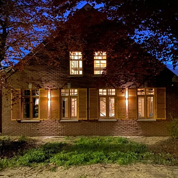 Buitenkant van Bij Lot