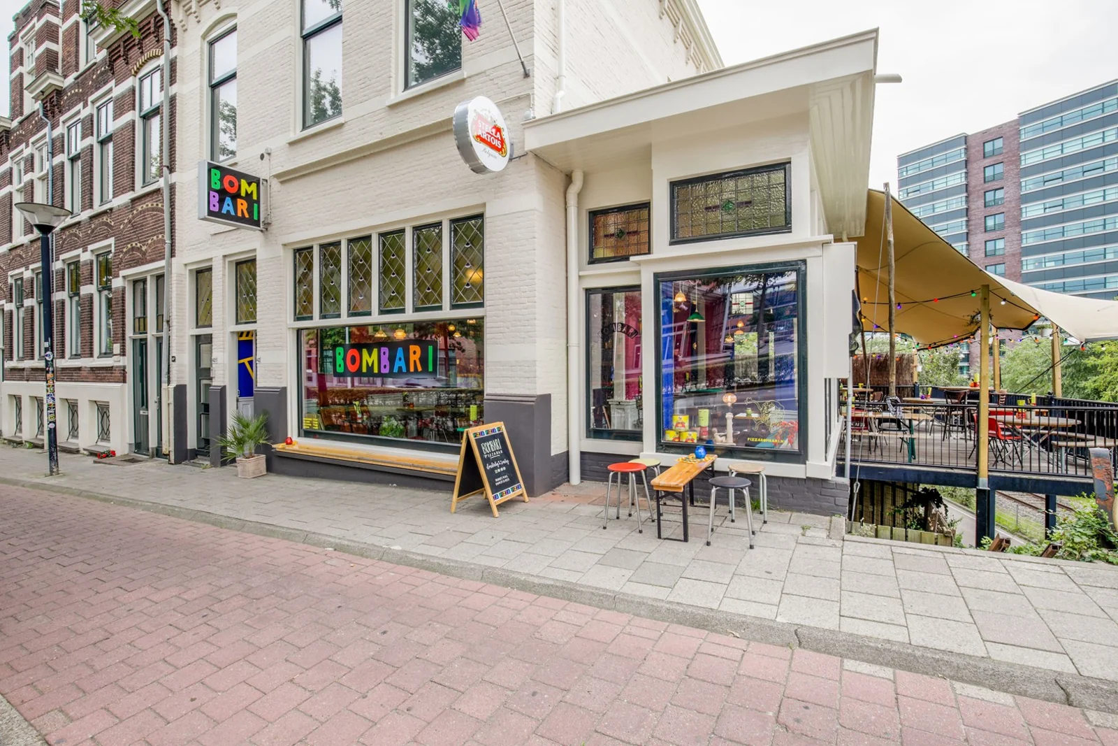 Eten en drinken bij Bombari