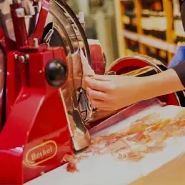 Kaas en vleeswaren bij Casa d’Italia