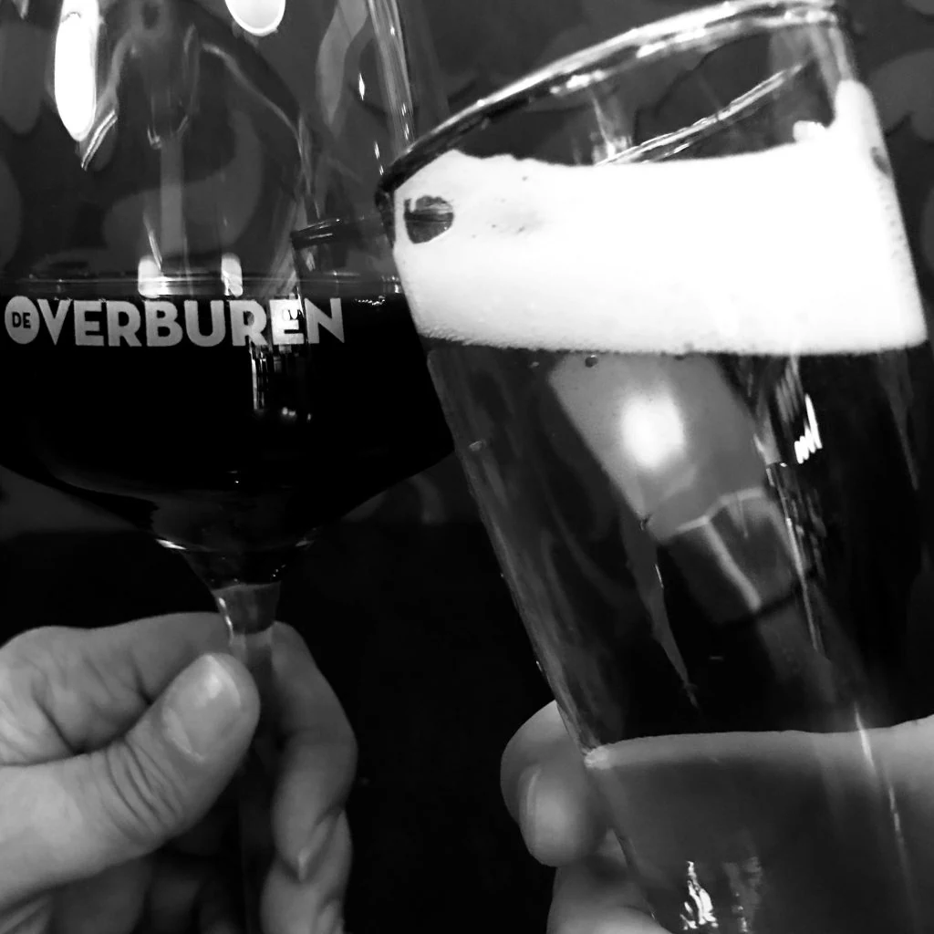 Borrel bij De Overburen