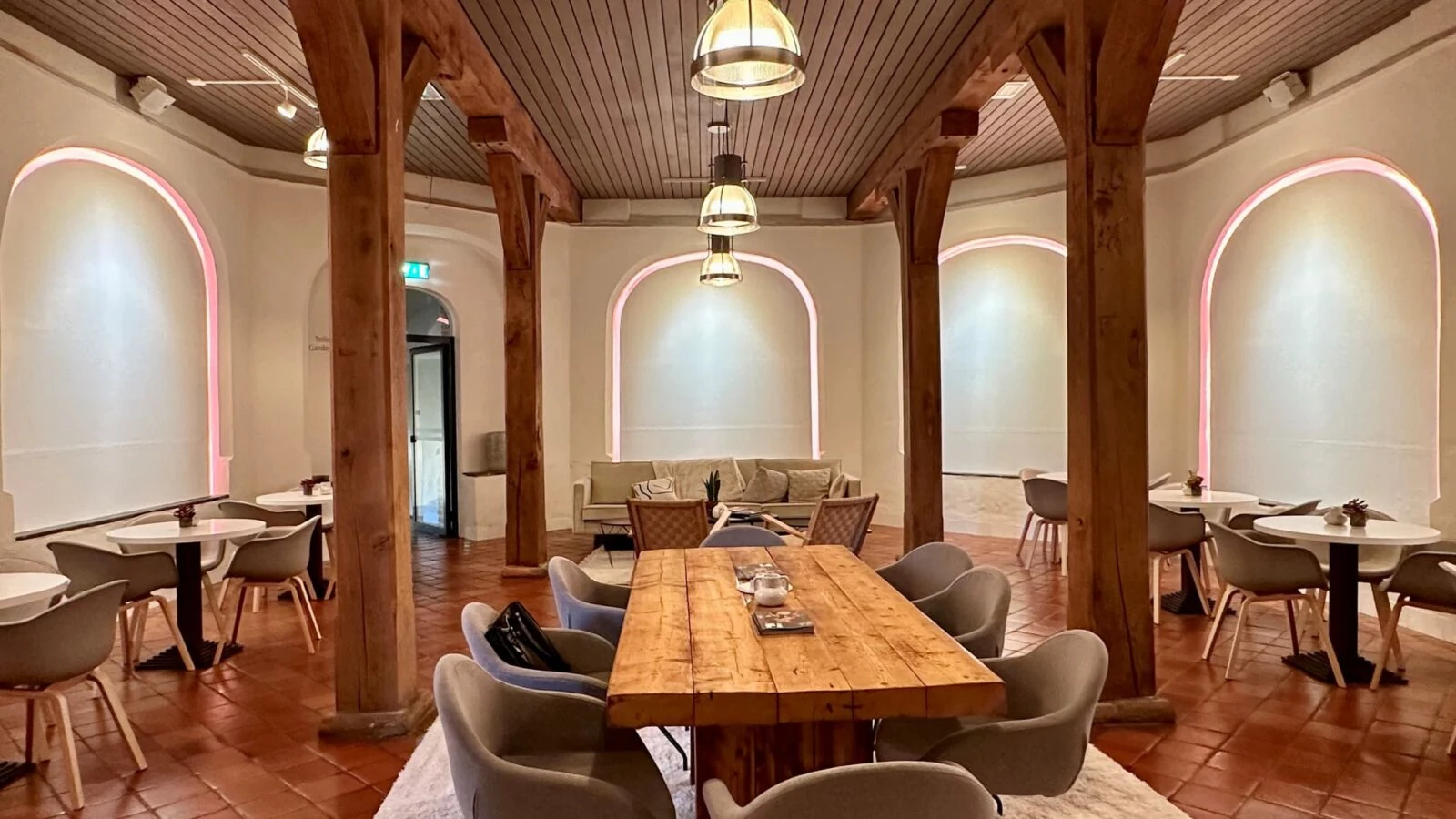 Foyer van de Sint Aegtenkapel
