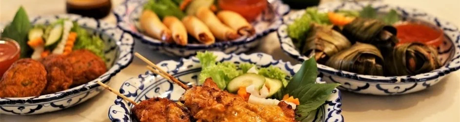 Gemengde Thaise voorgerechten van Wasana Dee