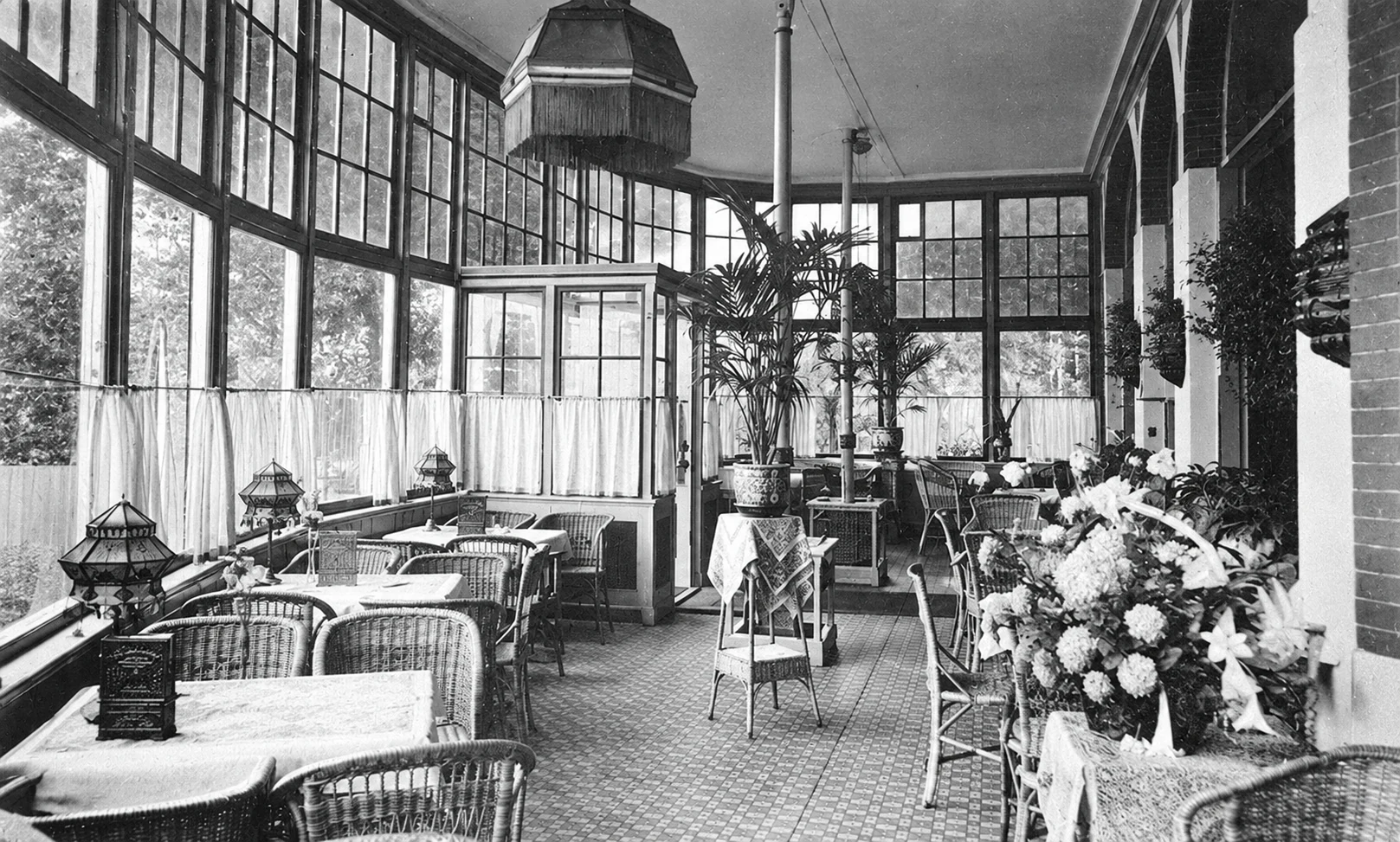 Historische foto van Stationsplein in Amersfoort