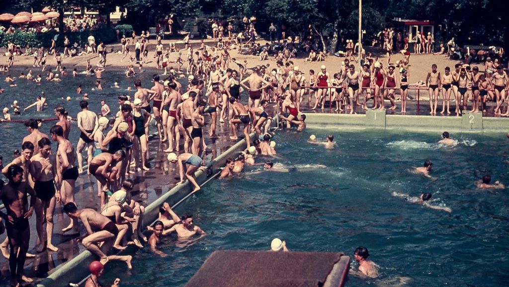 Historische foto van Zwembad in Amersfoort