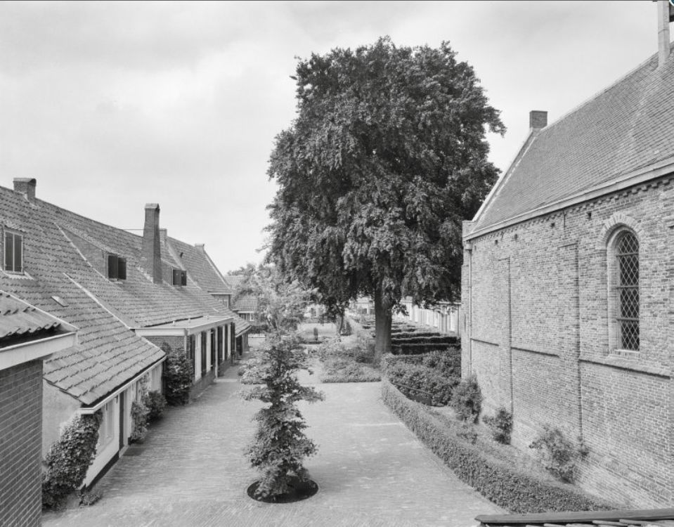 Historische foto van Hofje Armen De Poth in Amersfoort