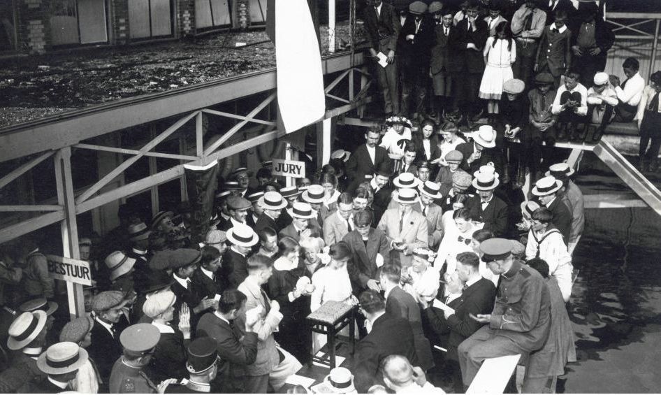 Historische foto van Zwembad in Amersfoort