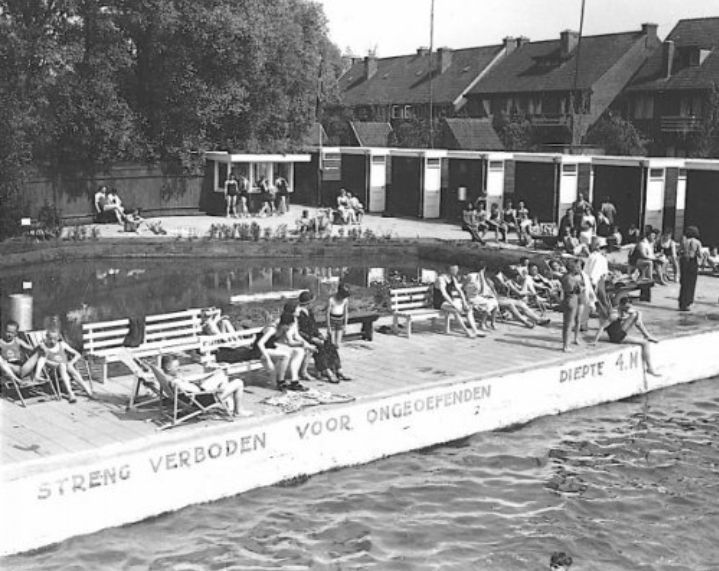 Historische foto van Zwembad in Amersfoort