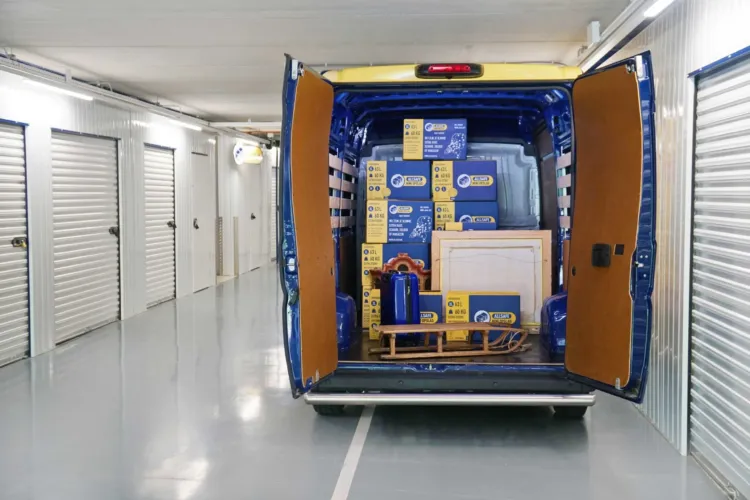 Verhuisbus van ALLSAFE