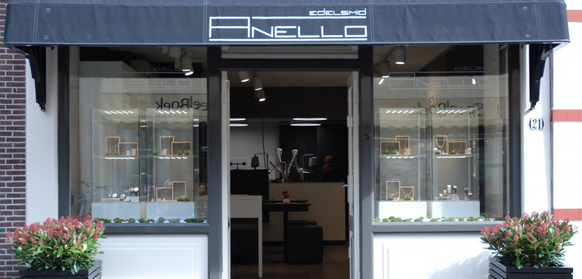 Handgemaakt sieraad uit de collectie van Anello