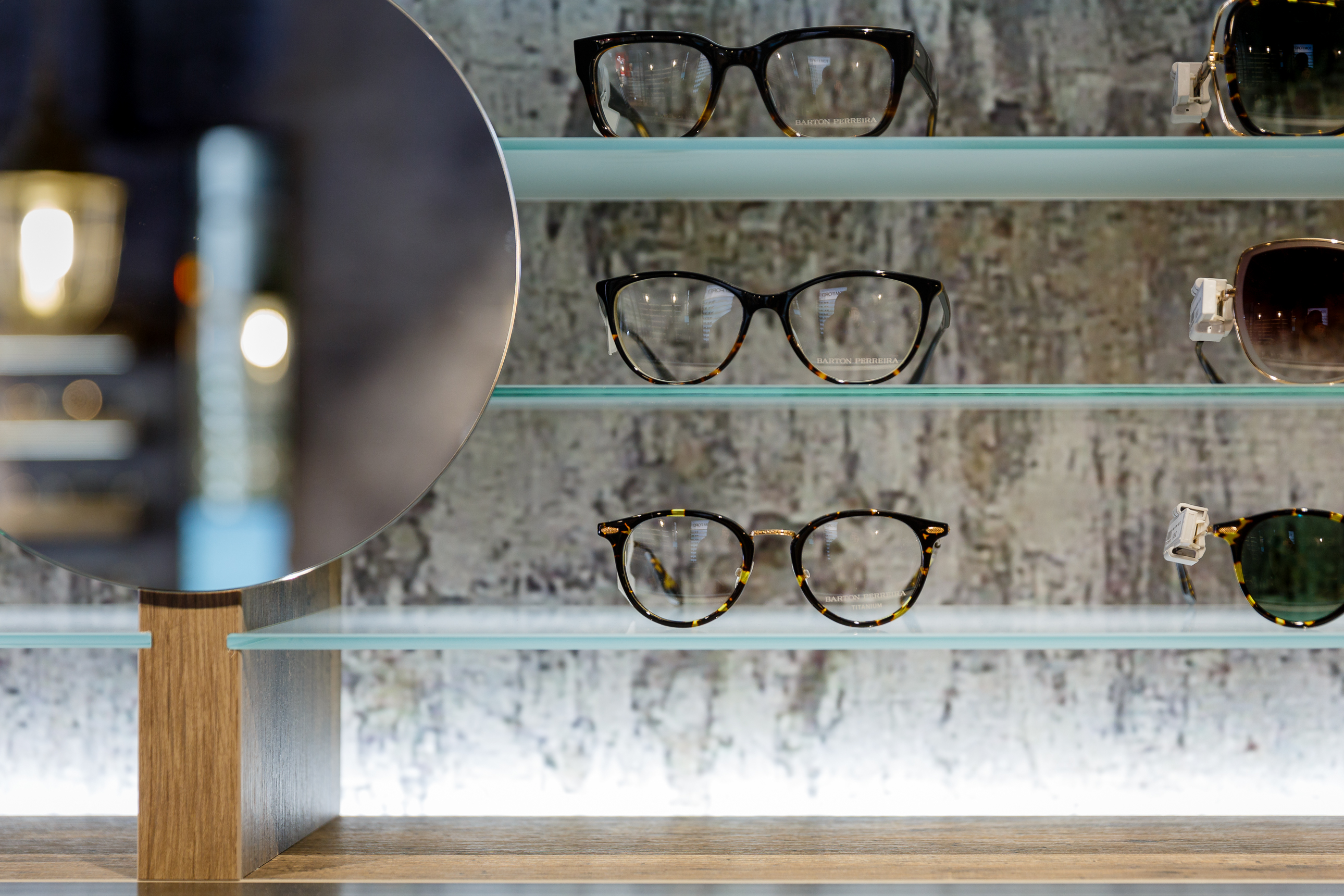 Brillencollectie van EyeCare Optiek Amersfoort