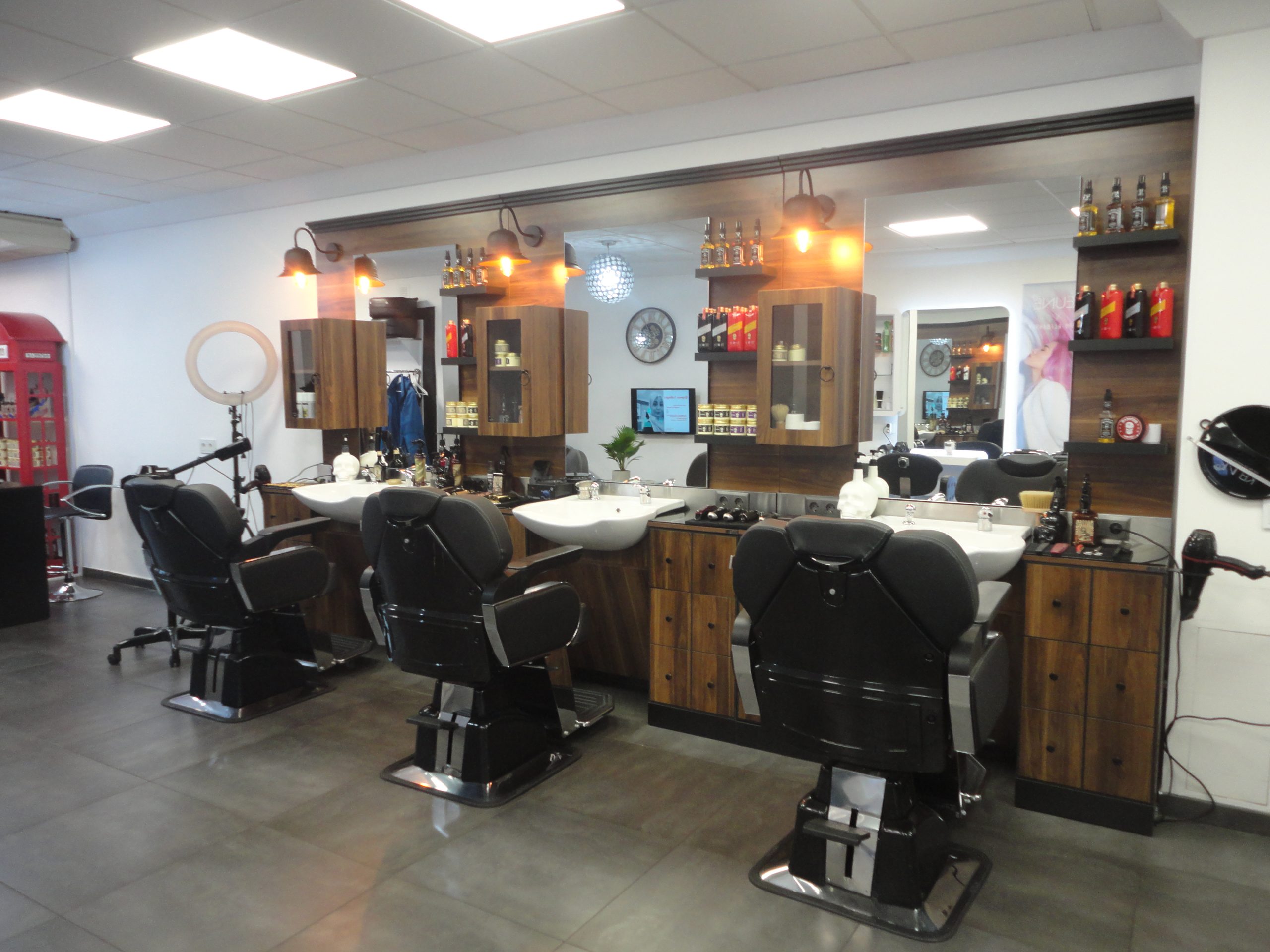 Interieur van Lord of Hair in Amersfoort