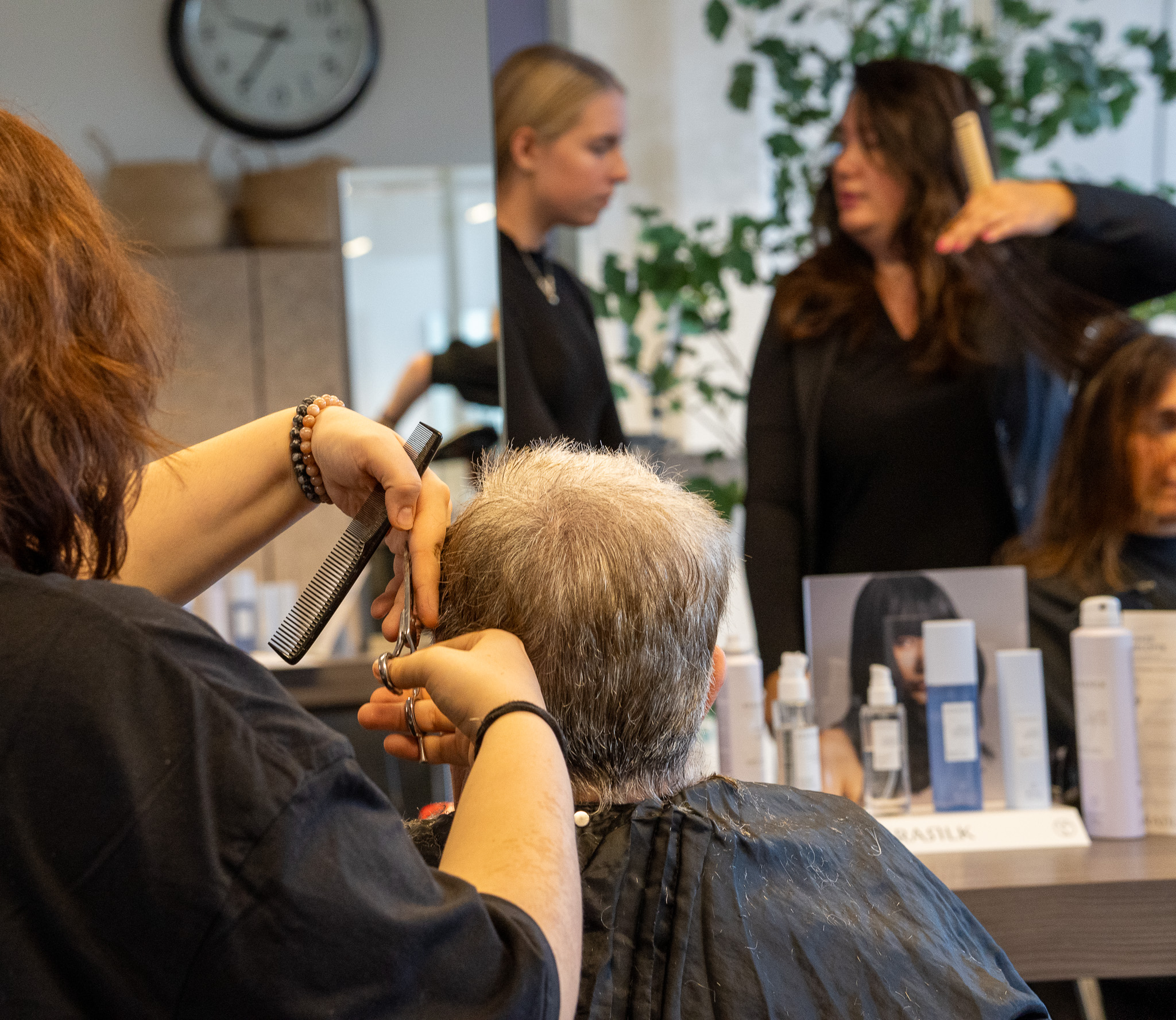 Studenten en begeleiders van Salon de Nieuwe Stad