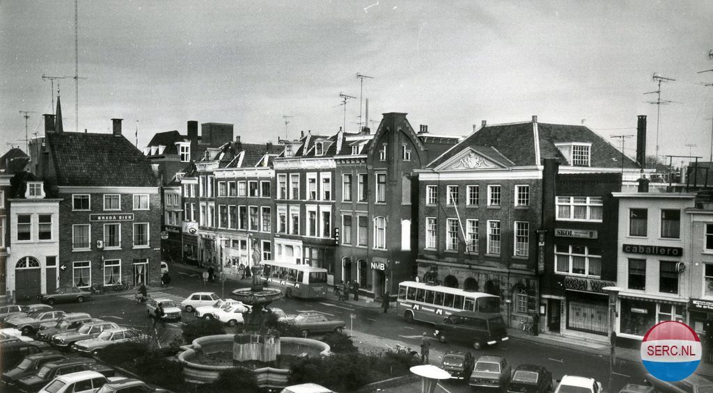 Gorinchem: De Grote Markt en Kelenstraat 1972