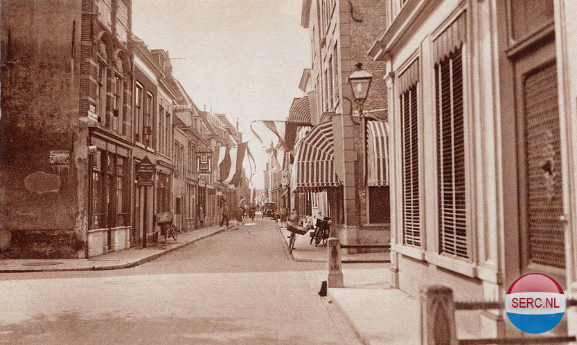 Gorinchem: De Burgstraat eind 30er jaren