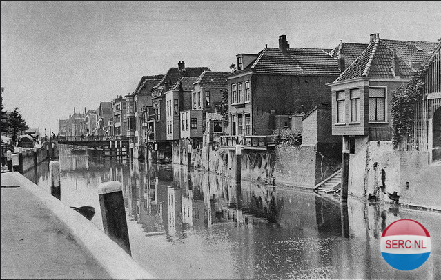 Gorinchem: De Lingehaven omstreeks 1928 met links de Havendijk nog een stukje in beeld