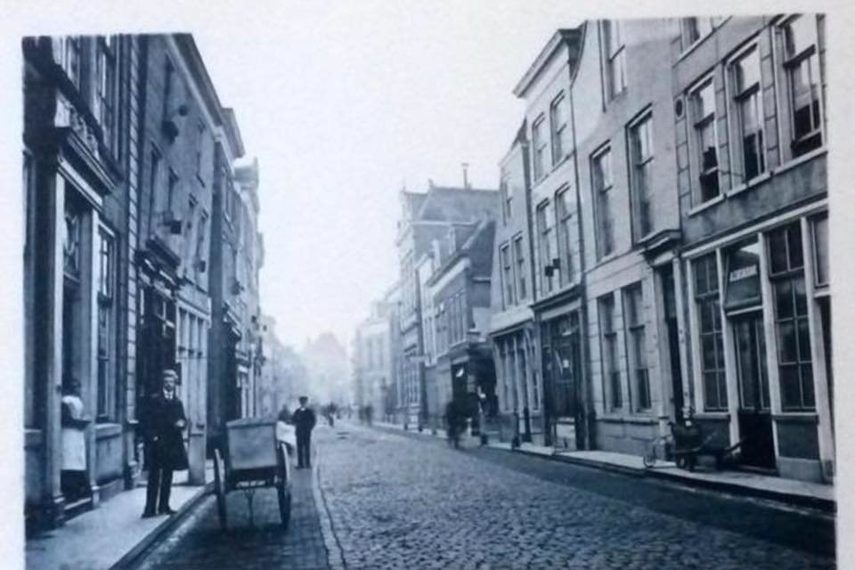 Gorinchem. De Molenstraat omstreeks 1929