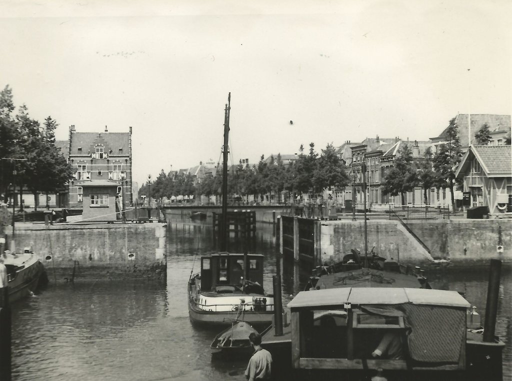 De Haven met zicht op de Appeldijk