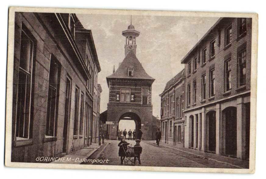 Dalempoort 1932 - Klik op de foto om ook de rest van de oude foto's te bekijken.