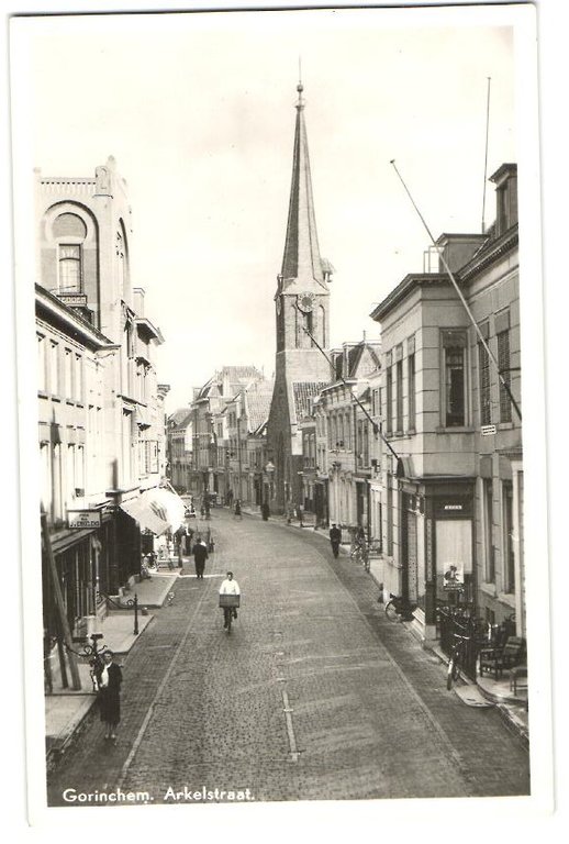 Arkelstraat 1939 - Klik op de foto om ook de rest van de oude foto's te bekijken.