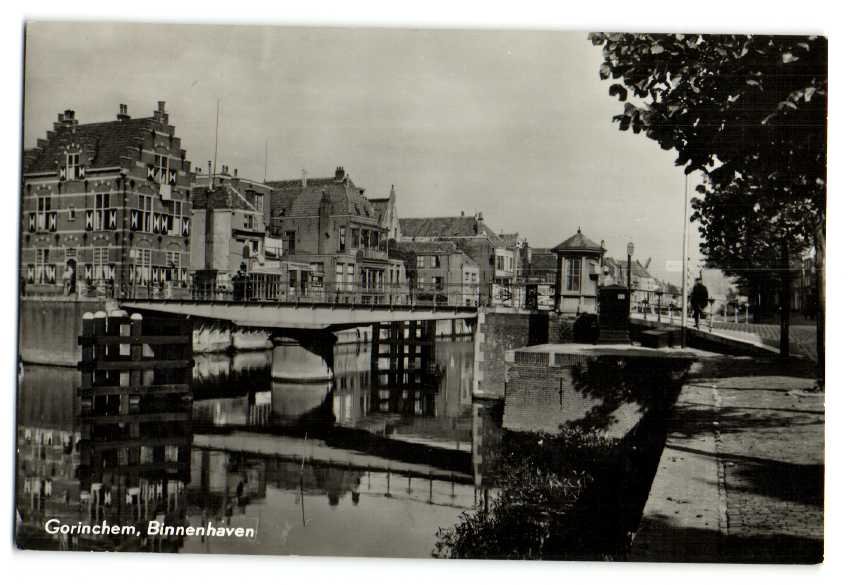 Haven 1955 - Klik op de foto om ook de rest van de oude foto's te bekijken.