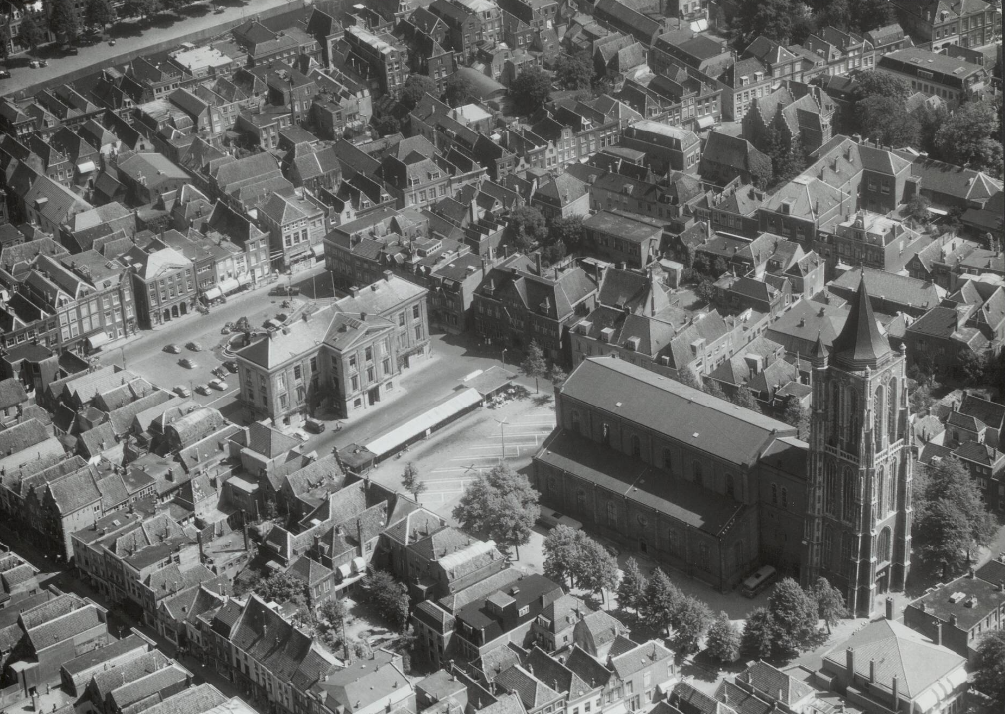 Luchtfoto Gorinchem 1957