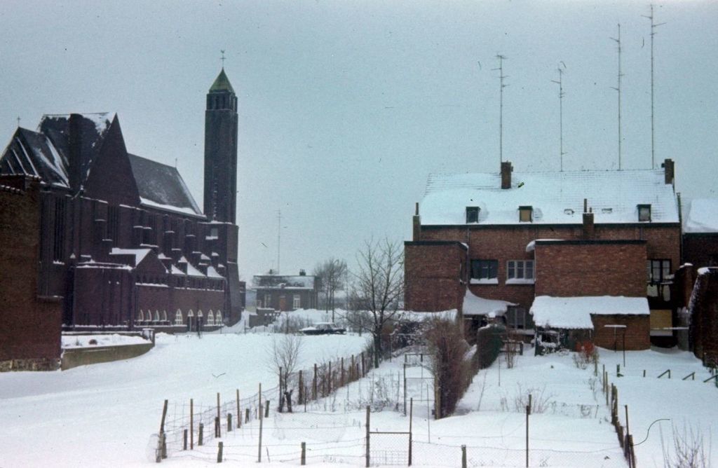 Maastricht: Boschpoort oftewel Sint Hubertusparochie, zoals deze buurt vroeger officieel heette. 1956