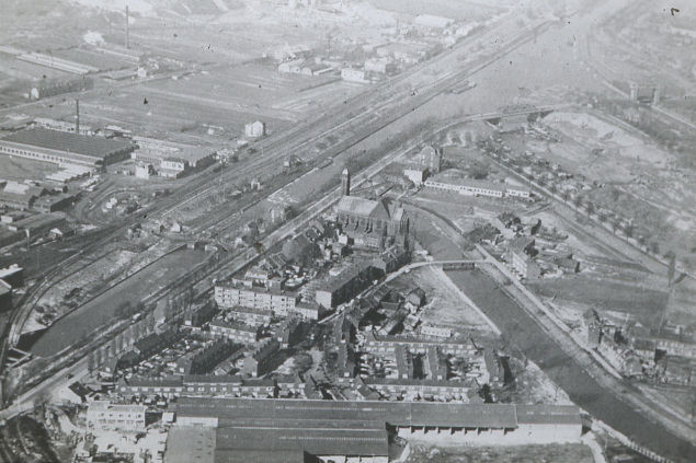 Maastricht: Luchtfoto Boschpoort en Bosscherveld – zestiger jaren