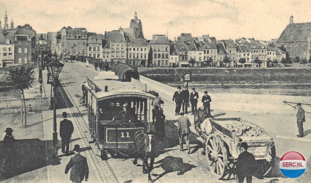 Maastricht: De Sint Servaasbrug anno 1900