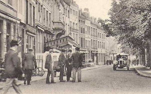 Het Vrijthof in Maastricht omstreeks 1934