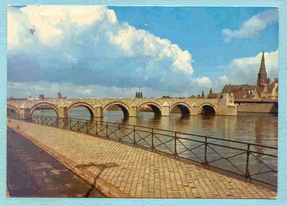 Maastricht. Een ansichtkaart uit de jaren '60