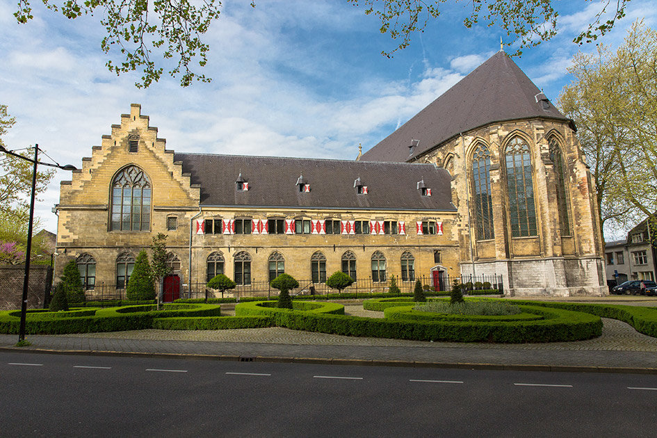 Het vroegere Kruisherenklooster (nu in 2017 het Kruisheren Hotel​) aan de Kruisherengang in Maastricht