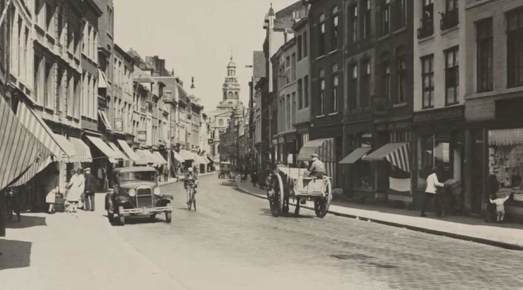 De Grote Gracht in Maastricht in 1926