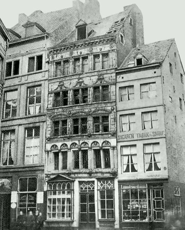De Brugstraat in Maastricht in 1896