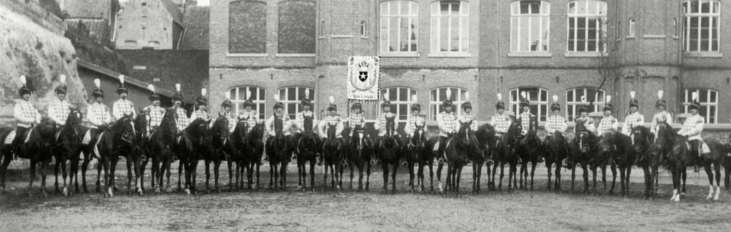 De Helmstraat in Maastricht in 1890 bij het Lyceum