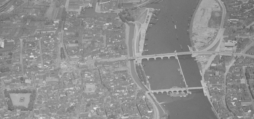 Luchtfoto Maastricht 1935