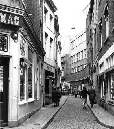 MAASTRICHT - De Vijfharingenstraat anno 1962
