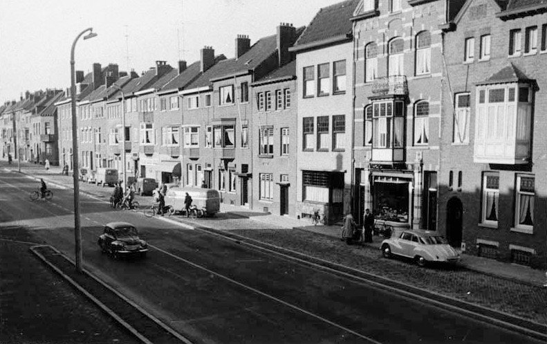 MAASTRICHT - De Sint Annalaan in 1956