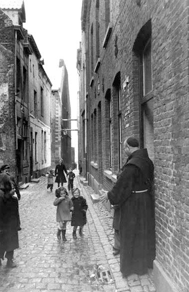 Aw Foto's van Mestreech - De Plankstraat in de jaren 50