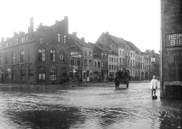 Aw Foto's van Mestreech - De Hoogbrugstraat, 1926