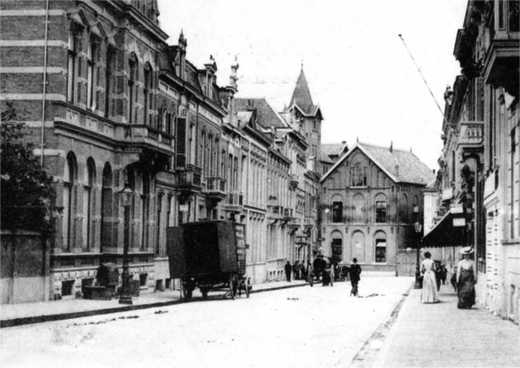 Nijmegen: De Betouwstraat rond 1900