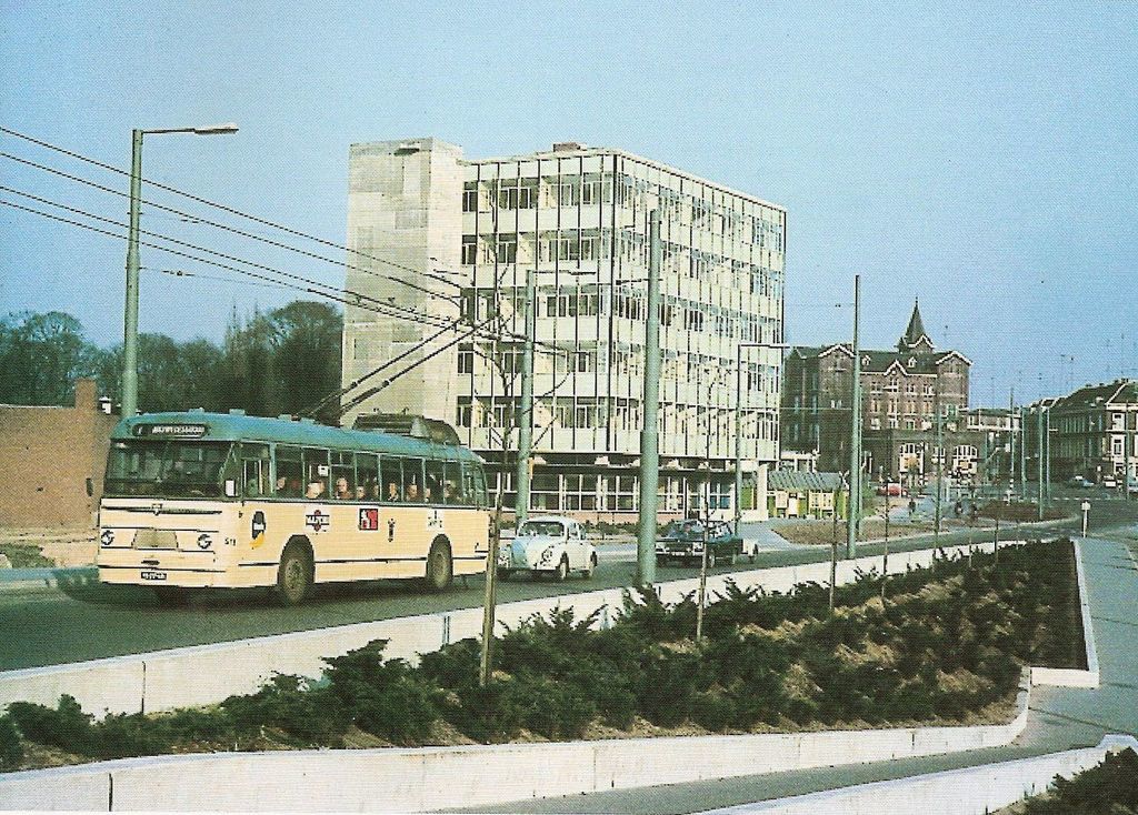 Nijmegen: De Spoorstraat omstreeks 1963