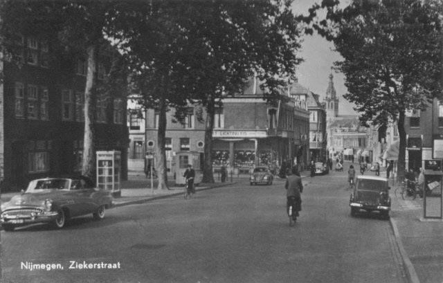 Nijmegen: De Ziekerstraat 1957