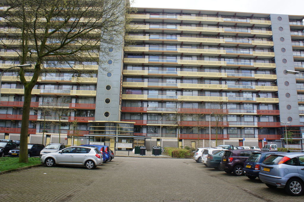 Delsenhof in de wijk Hatert aan het Maas en Waalkanaal