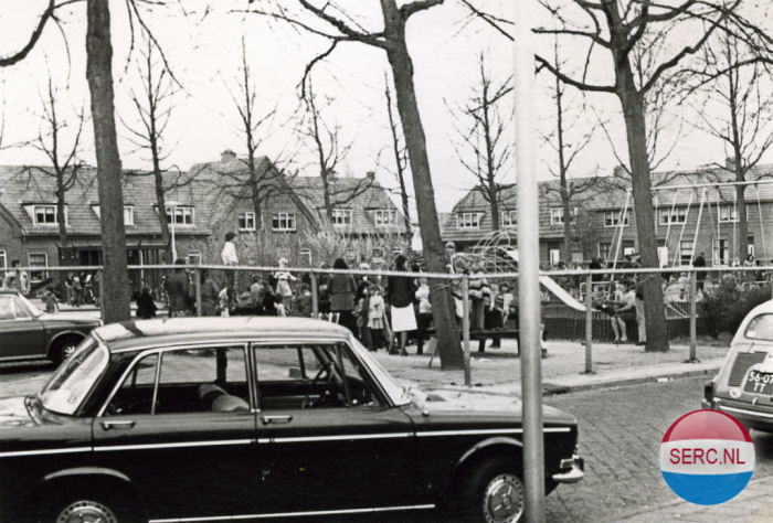 Straatspelen op de Beetsplein in 1972