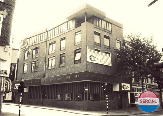Nijmegen: De Molenstraat in 1988 met Nachtclub Corona