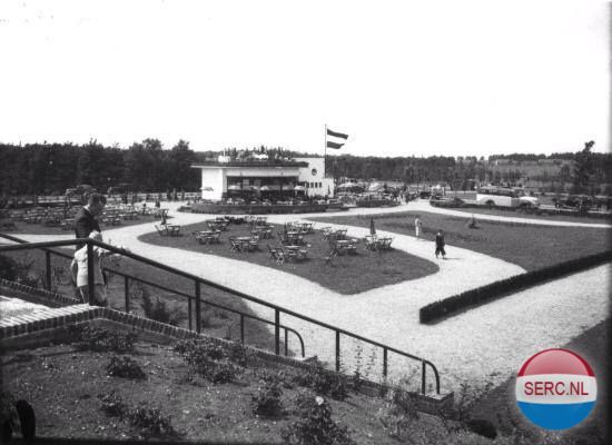 Nijmegen: De Steinweglaan, met Theeschenkerij de Goffert in 1939