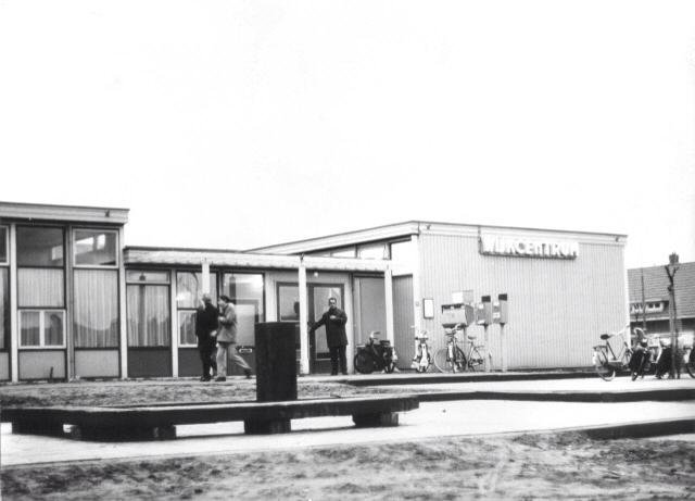 Wijkcentrum Hatert in de Grootstalselaan omstreeks 1970
