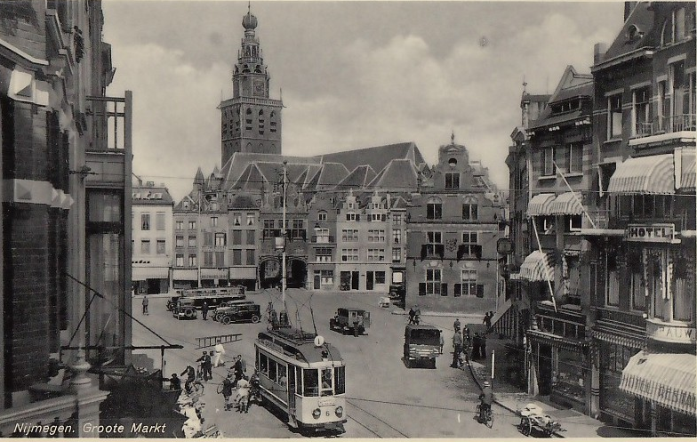 De Grote Markt in Nijmegen omstreeks 1938