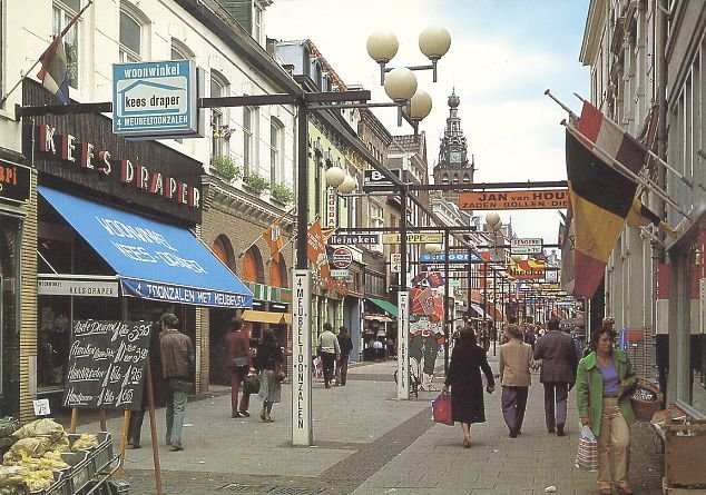 De Lange Hezelstraat omstreeks 1989